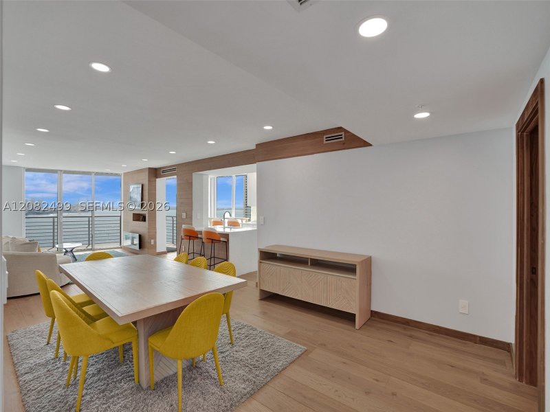 Condo for sale at One Miami East Tower 1423