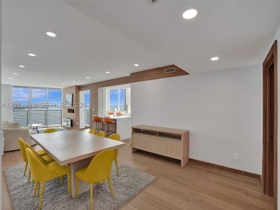 Comprar apartamento no One Miami East Tower 1423