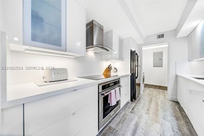 Aluguel de apartamento no The Collins Condo 1409