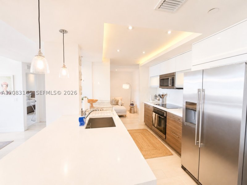 Apartment for rent at Key Colony III Emerald Bay 405