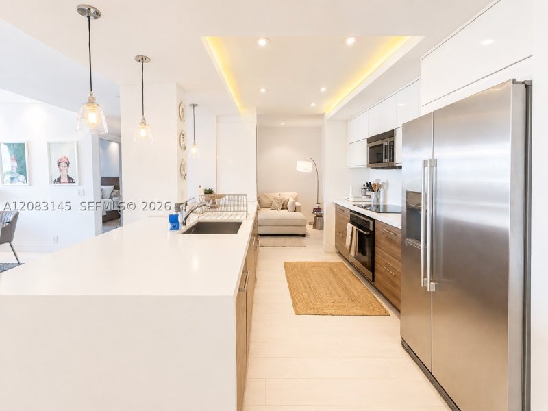 Apartment for rent at Key Colony III Emerald Bay 405