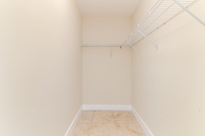 Comprar apartamento no Brickell on the River South 417