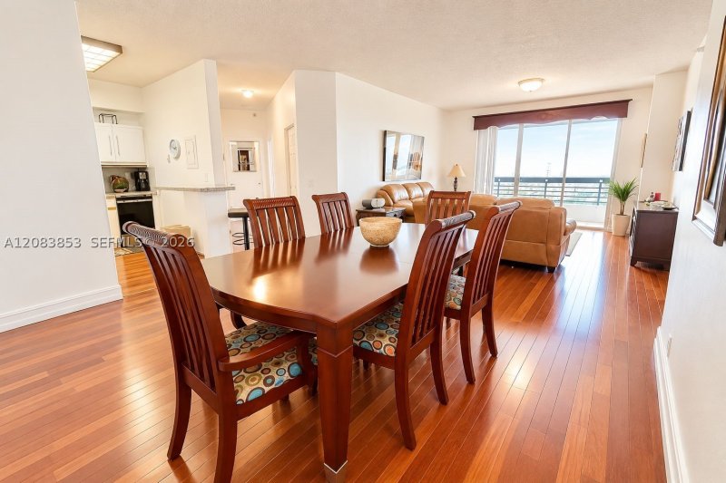 Condo for sale at Mystic Pointe 600 PH7
