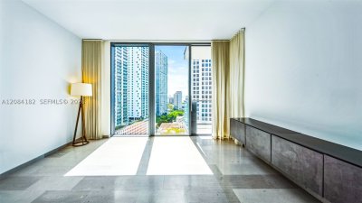 Comprar apartamento no Brickell City Centre Reach 1605