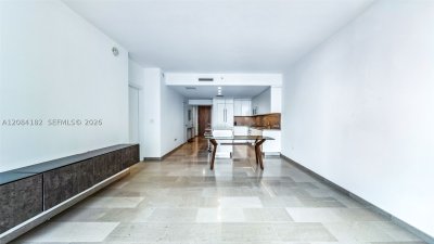 Comprar apartamento no Brickell City Centre Reach 1605