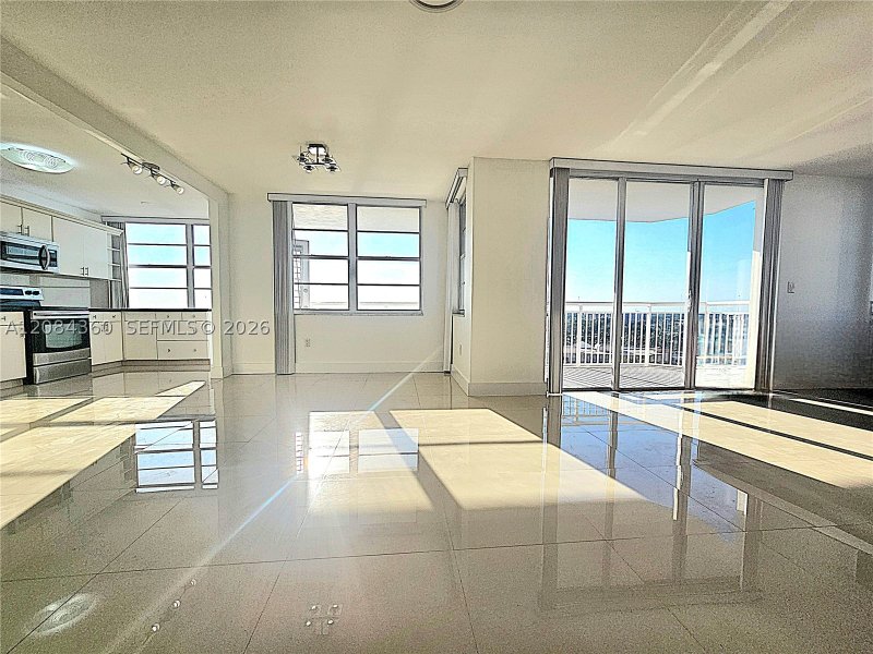 Condo for sale at Del Prado North Tower 1204