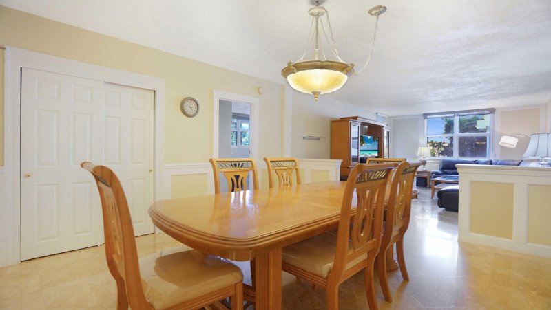 Condo for sale at Galt Towers 1A