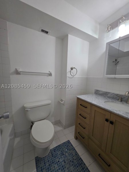 Aluguel de apartamento no South Bay Club 401