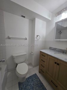 Aluguel de apartamento no South Bay Club 401