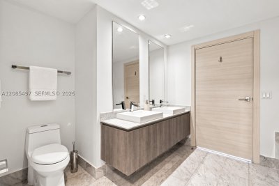 Comprar apartamento no SLS Lux Brickell 1810