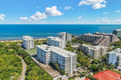Commodore Club West Apt #103