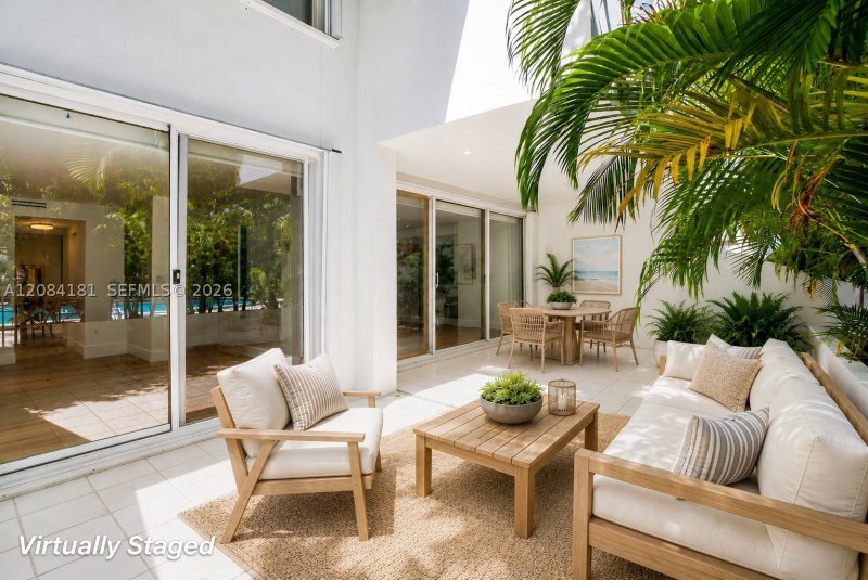 Condo for sale at Commodore Club West 103