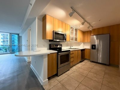Wake Biscayne Bay Apt #1H