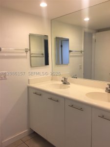 Aluguel de apartamento no Nirvana 2 C112