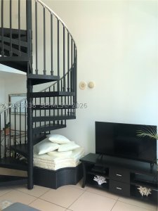 Aluguel de apartamento no Aston Martin Residences L-608