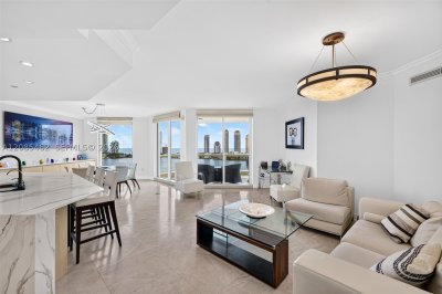 Comprar apartamento no Bella Mare 2104