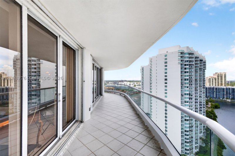 Condo for sale at 7000 Williams Island 2406