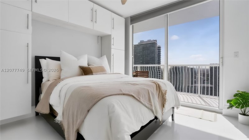 Comprar apartamento no The Club At Brickell Bay 4324