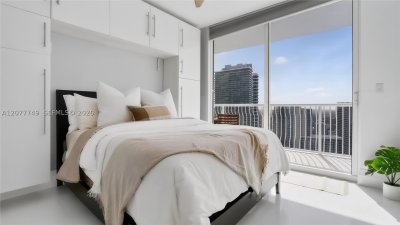 Comprar apartamento no The Club At Brickell Bay 4324