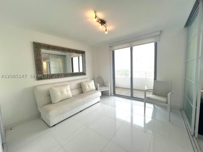 Aluguel de apartamento no Oceanside Plaza 9Y