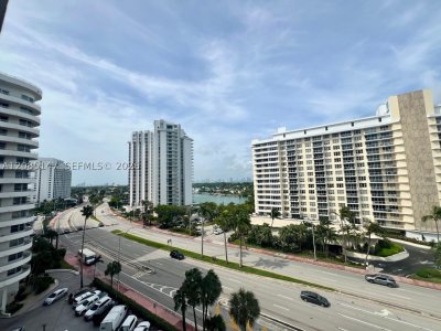 Aluguel de apartamento no Oceanside Plaza 9Y
