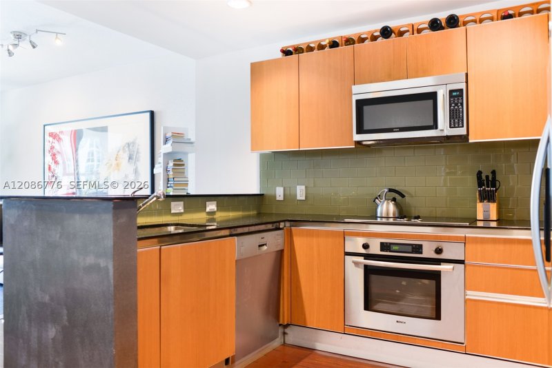 Property photo # 8