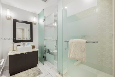 Comprar apartamento en The Blue Doral 1512