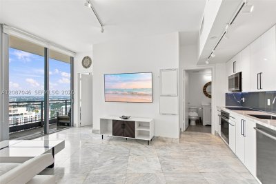 Aluguel de apartamento no Mint at Riverfront 5106