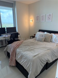 Comprar apartamento en The Harbour 2104