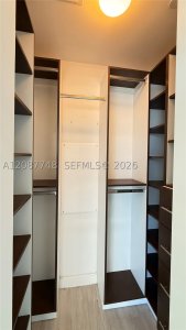 Aluguel de apartamento no Brickell Heights West 1402