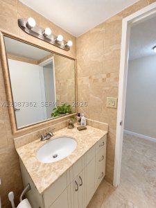 Comprar apartamento no Sea Air Towers 1606