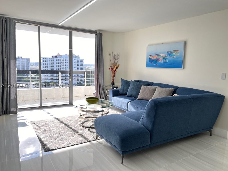 Aluguel de apartamento no Mystic Pointe 500 1903