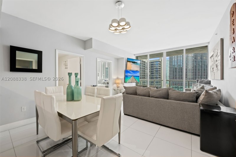 Condo for sale at Vizcayne South Tower 2501