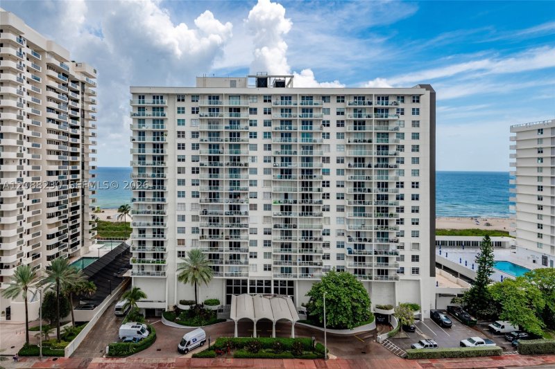 Comprar apartamento en Seacoast 5700 12D