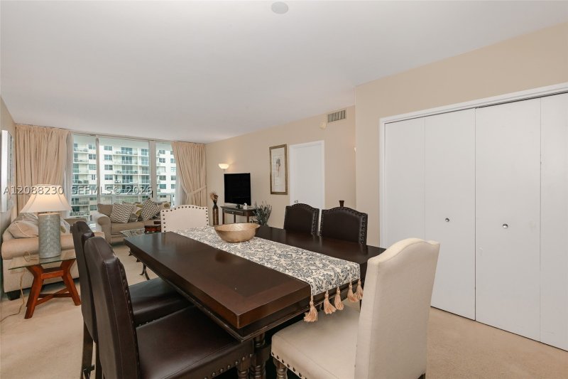 Comprar apartamento en Seacoast 5700 12D