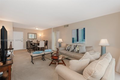 Comprar apartamento en Seacoast 5700 12D