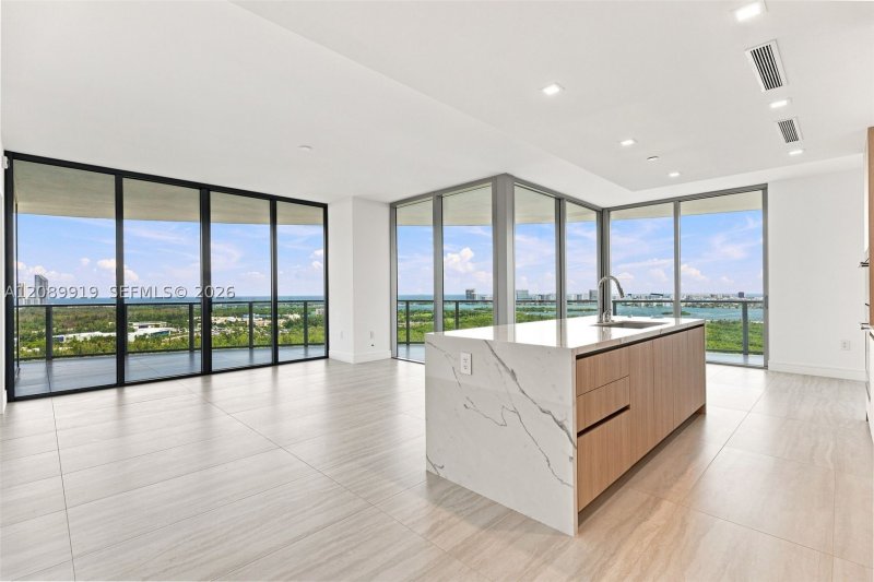 Comprar apartamento en One Park Tower by Turnberry 2301