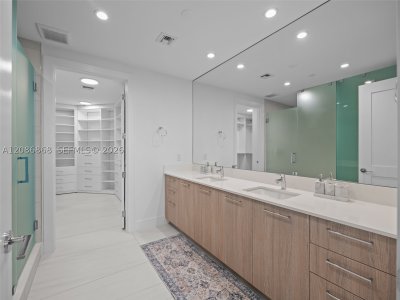 Comprar apartamento en Selene Oceanfront Residences 605-S