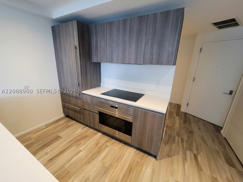 Comprar apartamento no SLS Lux Brickell 4108