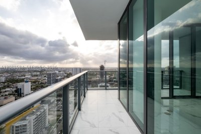 Comprar apartamento no Gran Paraiso 3101