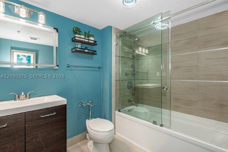 Property photo # 9