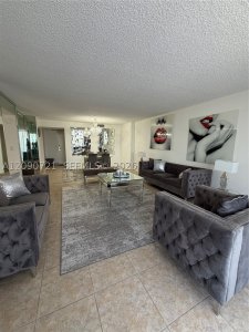Olympus Condo Apt #907