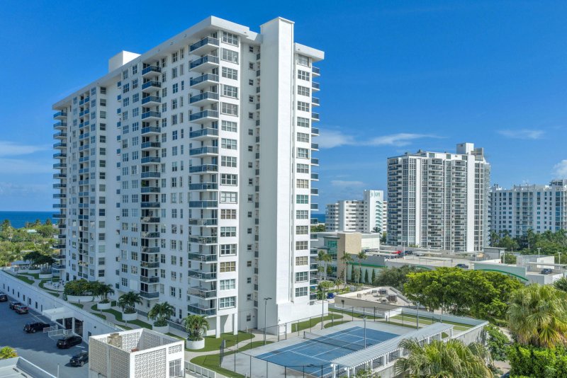 Condo for sale at Berkley South 5G