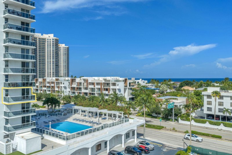 Condo for sale at Berkley South 5G