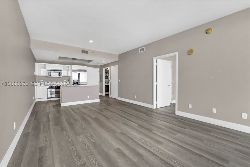 Condo for sale at Marina Blue 1710