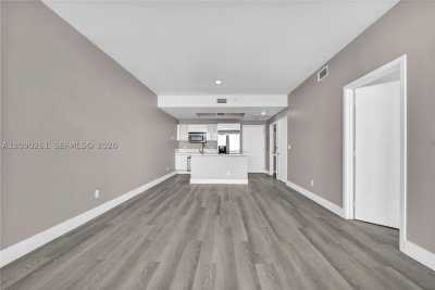 Comprar apartamento no Marina Blue 1710