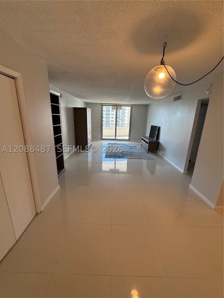 Apartment for rent at Oceanside Plaza 12Z