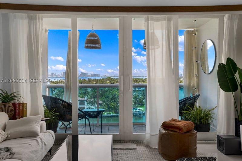 Condo for sale at Aquasol 11E