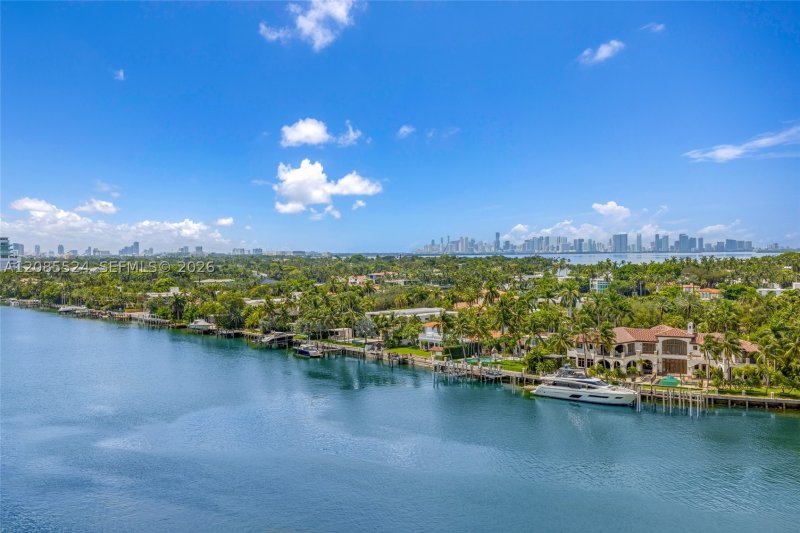 Condo for sale at Aquasol 11E