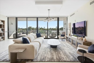 Comprar apartamento no 160 Marina Bay PH3